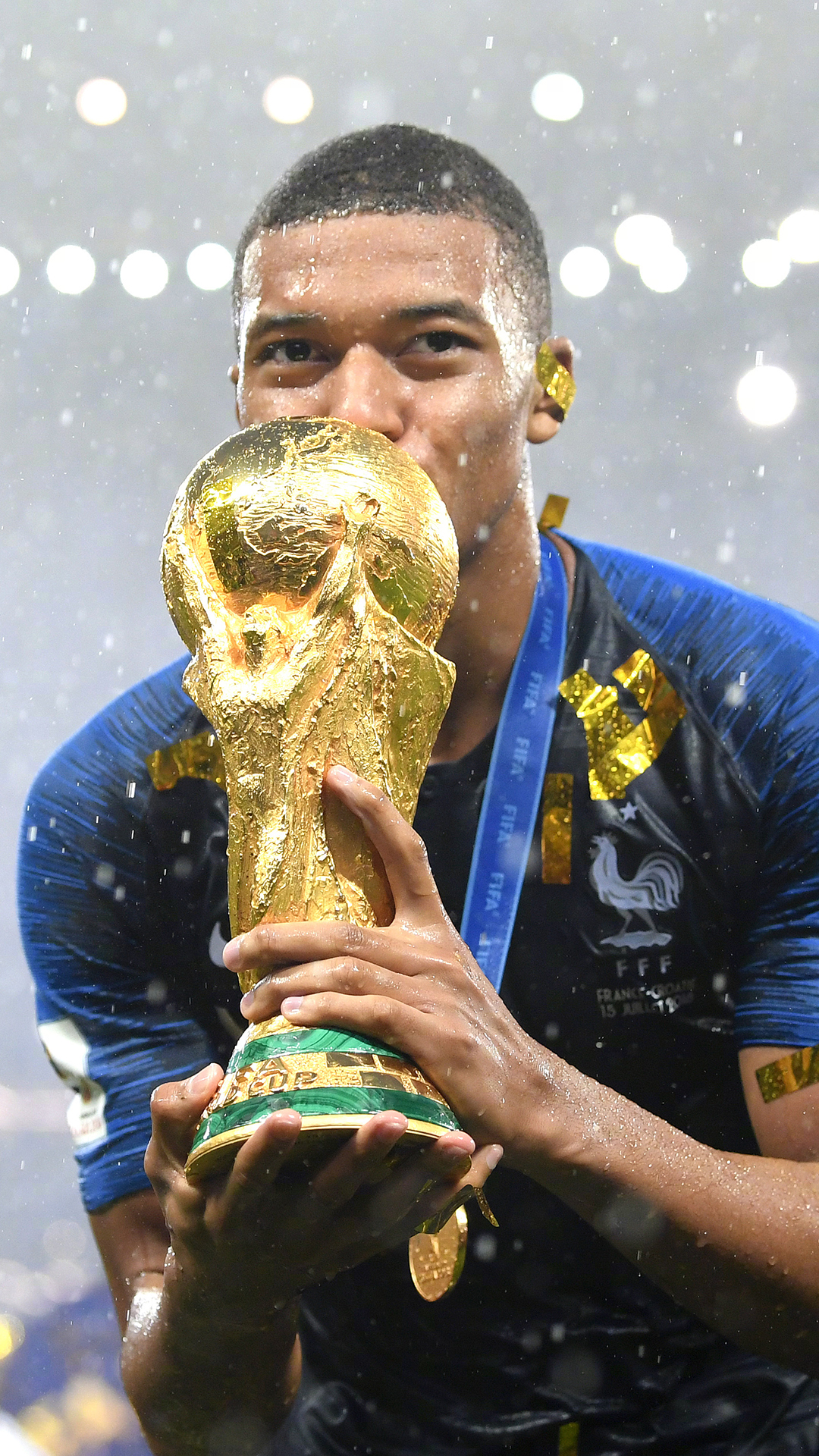 小法：我对从事教练充满激情；从温格身上学会了培养年轻人（法布雷加斯：执教热忱高涨，受温格熏陶擅长培养新秀）